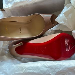 Brand New Authentic in box Louboutin’s! 😍